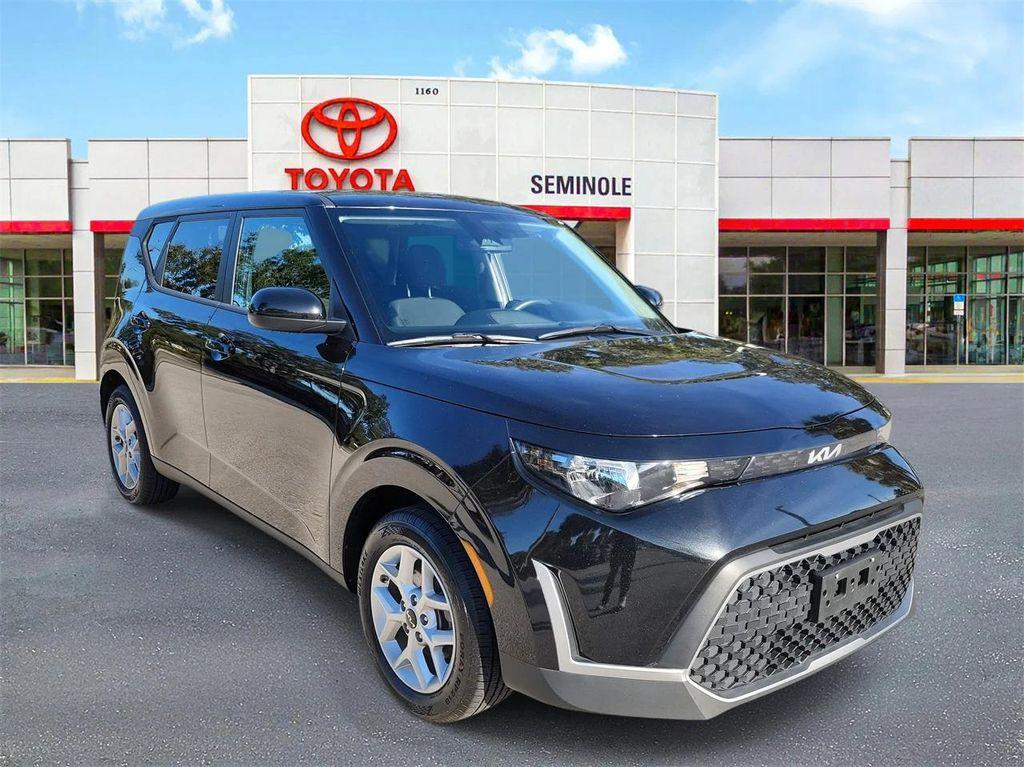 used 2024 Kia Soul car, priced at $15,295