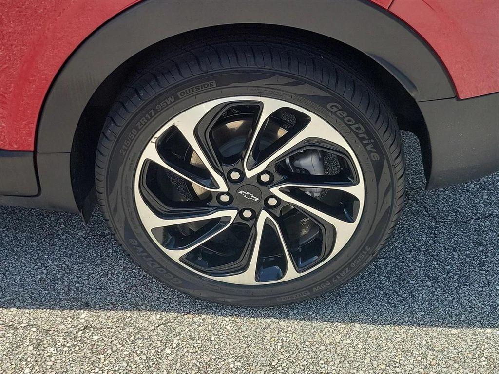 used 2022 Chevrolet Bolt EUV car, priced at $17,895