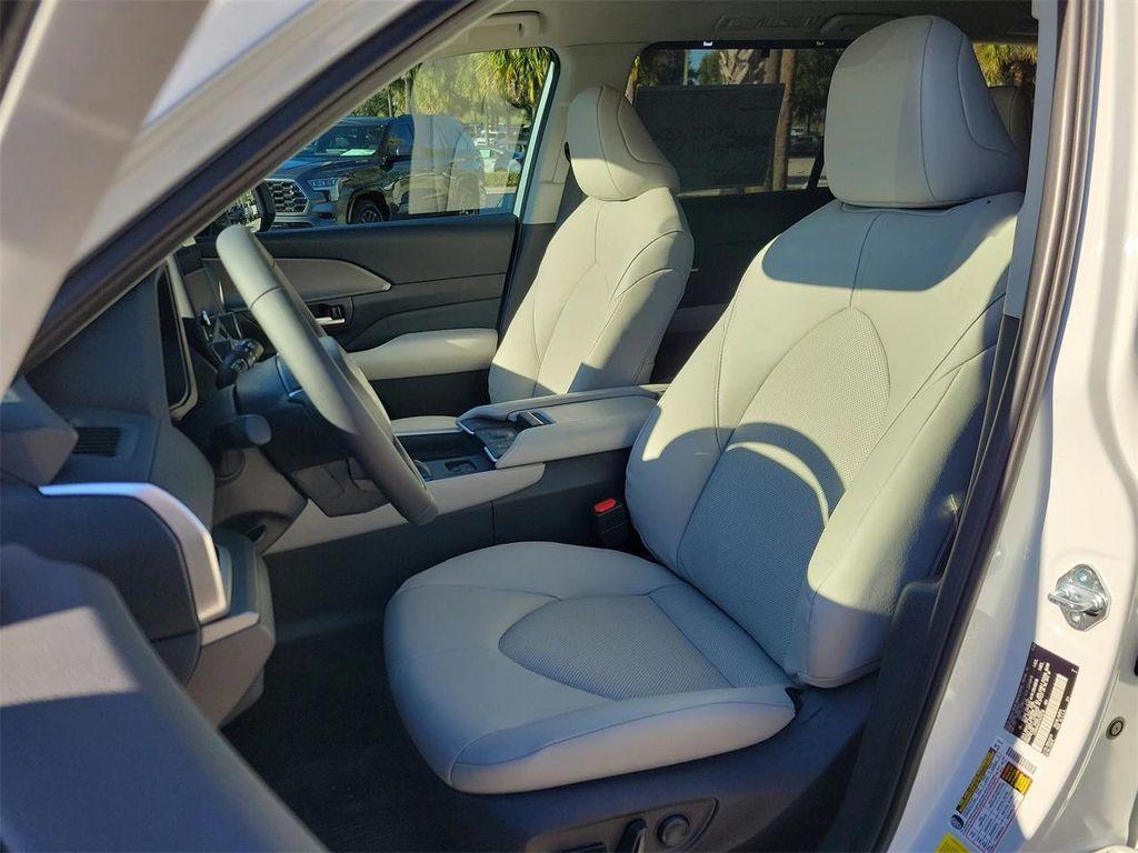 new 2026 Toyota Grand Highlander car, priced at $47,852