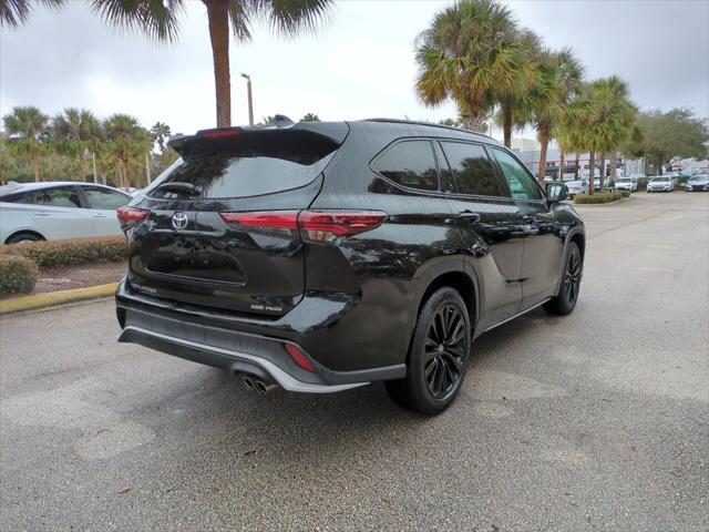 used 2024 Toyota Highlander car, priced at $42,895