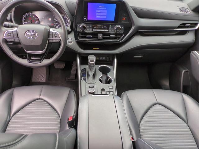 used 2024 Toyota Highlander car, priced at $42,895