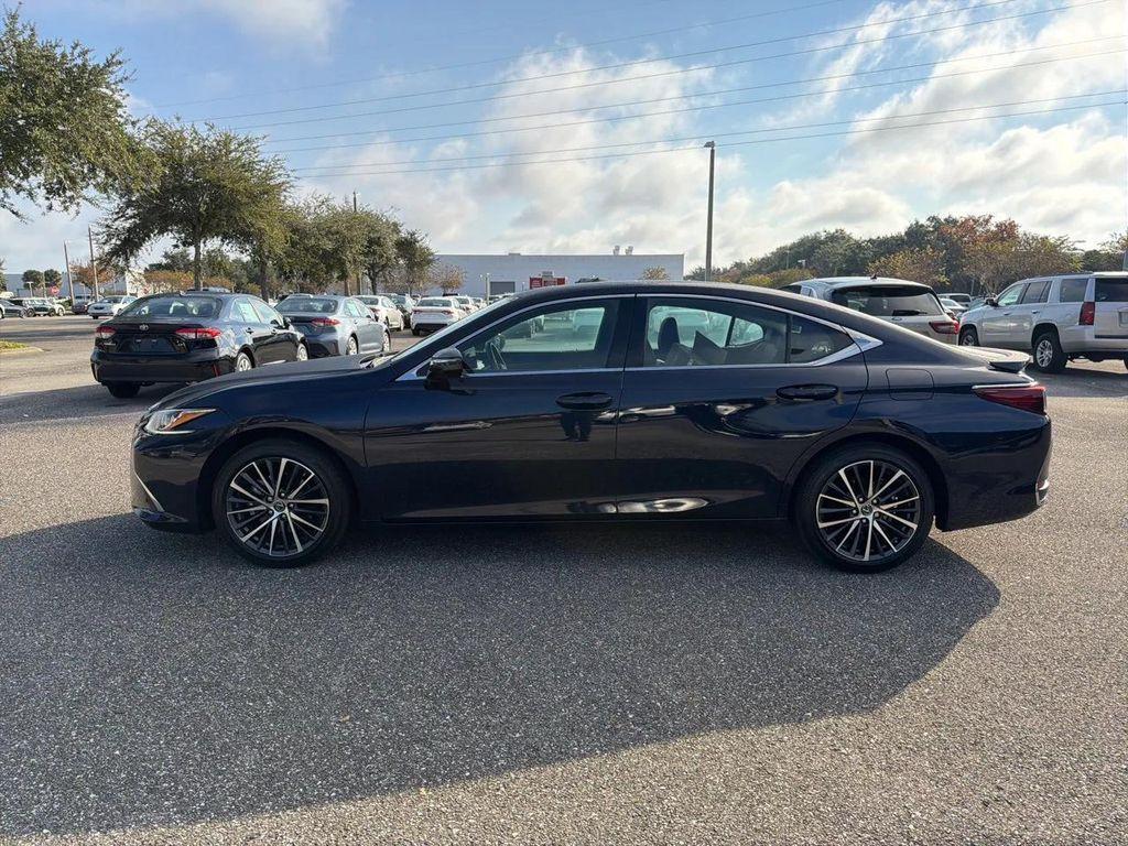 used 2025 Lexus ES 300h car, priced at $40,995