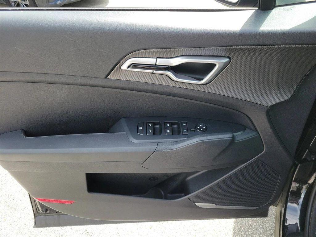 used 2024 Kia Sportage car, priced at $20,295