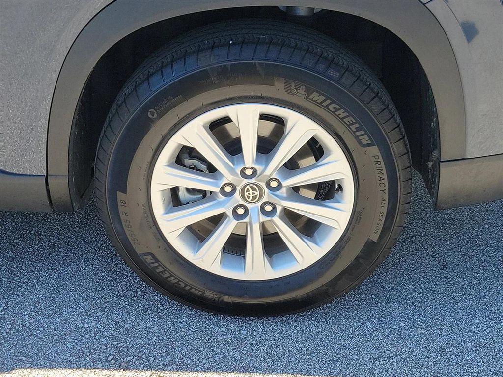 used 2025 Toyota Grand Highlander car, priced at $43,195