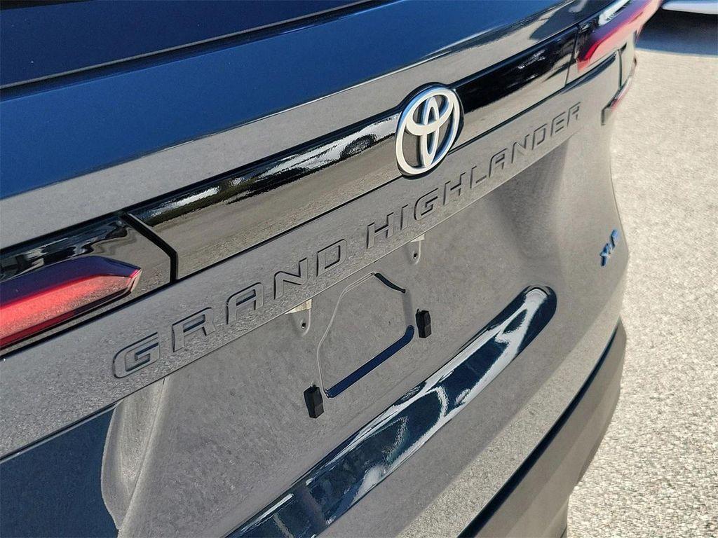 used 2025 Toyota Grand Highlander car, priced at $43,195