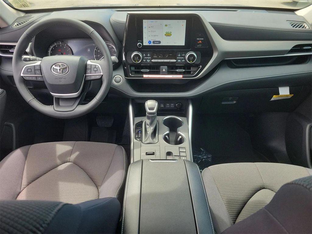 new 2025 Toyota Highlander car, priced at $42,469