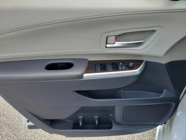 used 2023 Toyota Sienna car, priced at $38,995