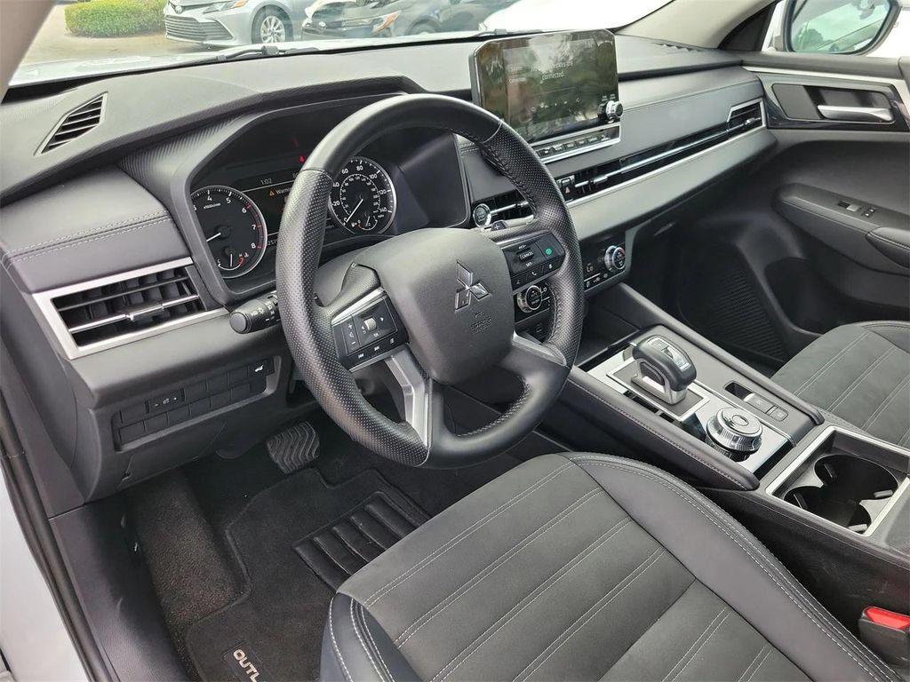 used 2024 Mitsubishi Outlander car, priced at $22,995