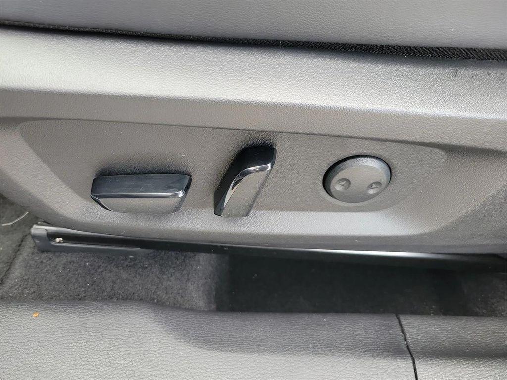 used 2024 Mitsubishi Outlander car, priced at $22,995