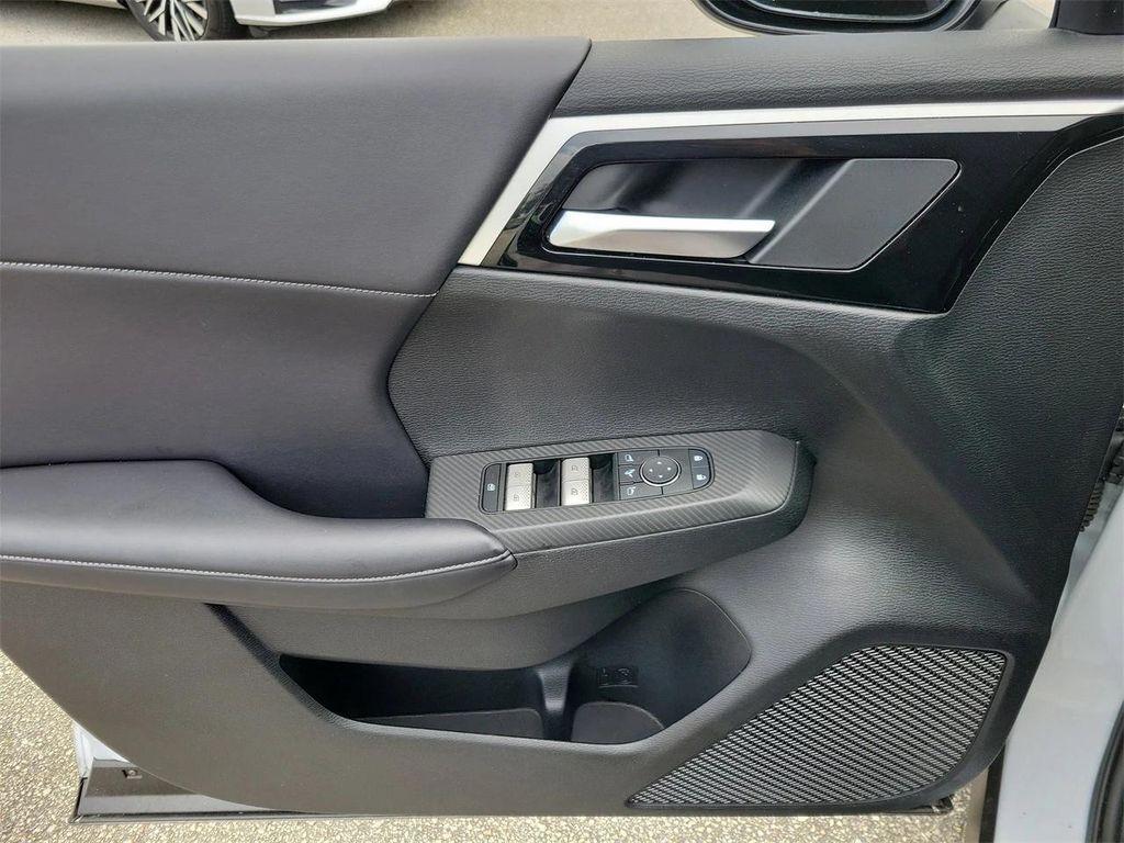 used 2024 Mitsubishi Outlander car, priced at $22,995