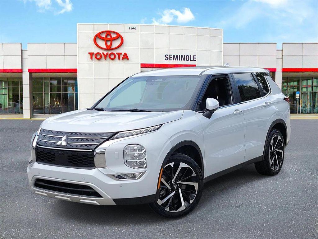 used 2024 Mitsubishi Outlander car, priced at $24,295