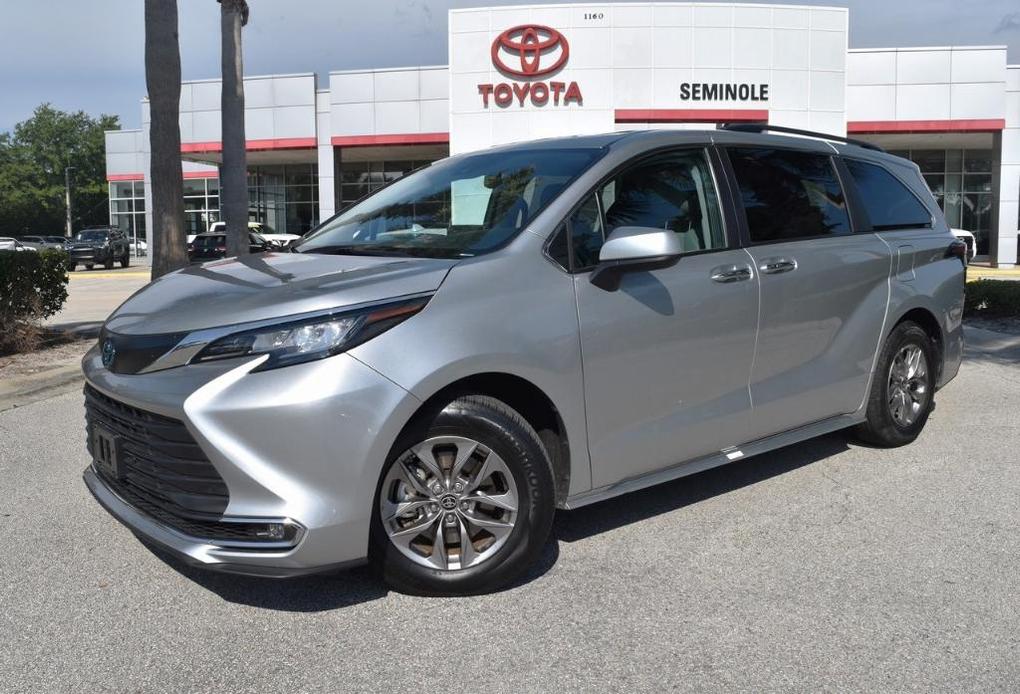 used 2023 Toyota Sienna car, priced at $41,985