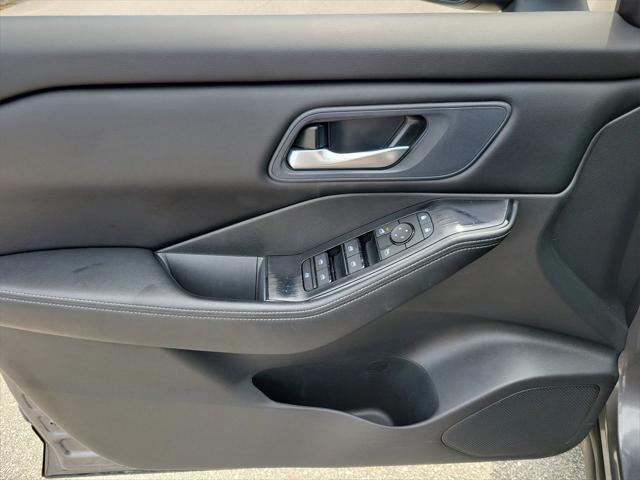used 2024 Nissan Rogue car, priced at $22,395