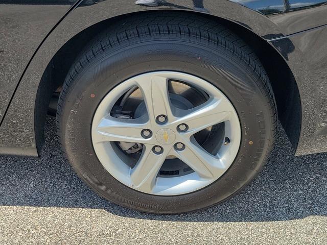 used 2023 Chevrolet Malibu car, priced at $15,195