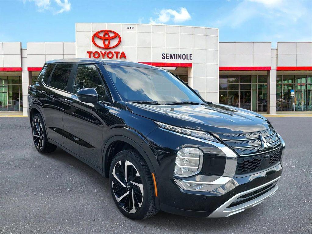 used 2024 Mitsubishi Outlander car, priced at $24,195