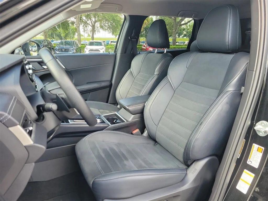 used 2024 Mitsubishi Outlander car, priced at $24,195