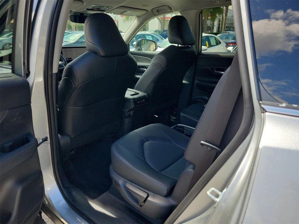 used 2025 Toyota Grand Highlander car, priced at $44,995