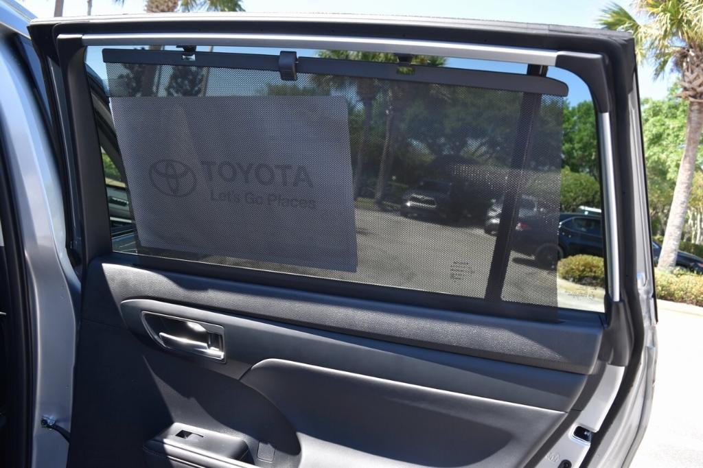 new 2024 Toyota Highlander car, priced at $45,355