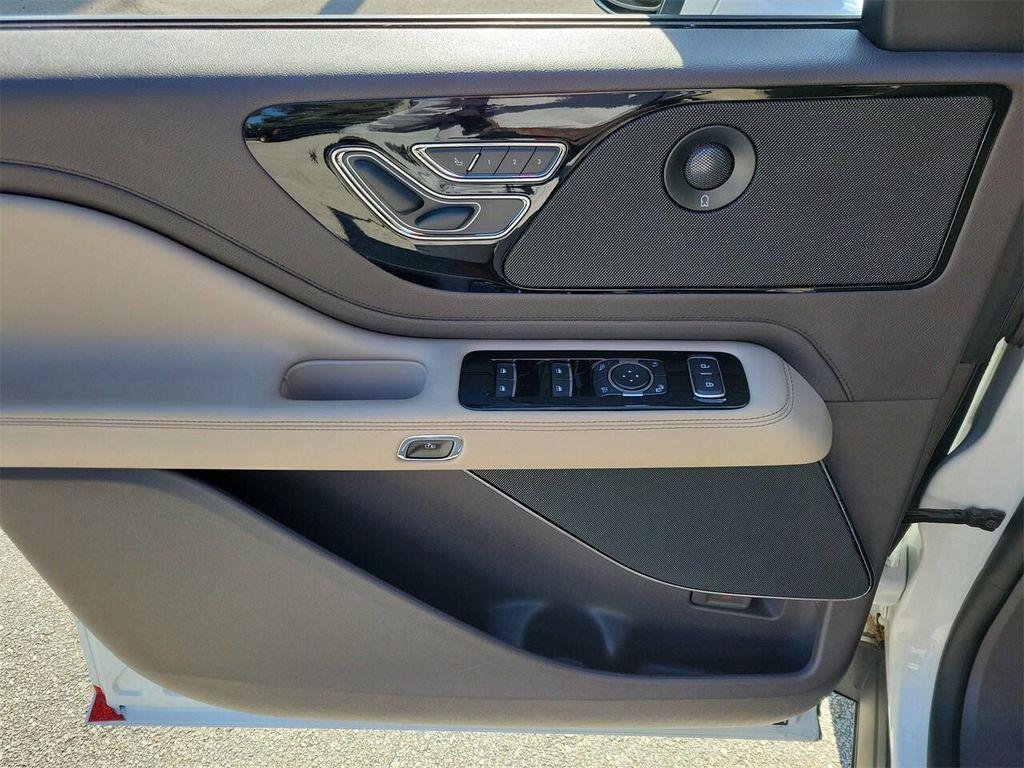 used 2022 Lincoln Aviator car, priced at $41,395