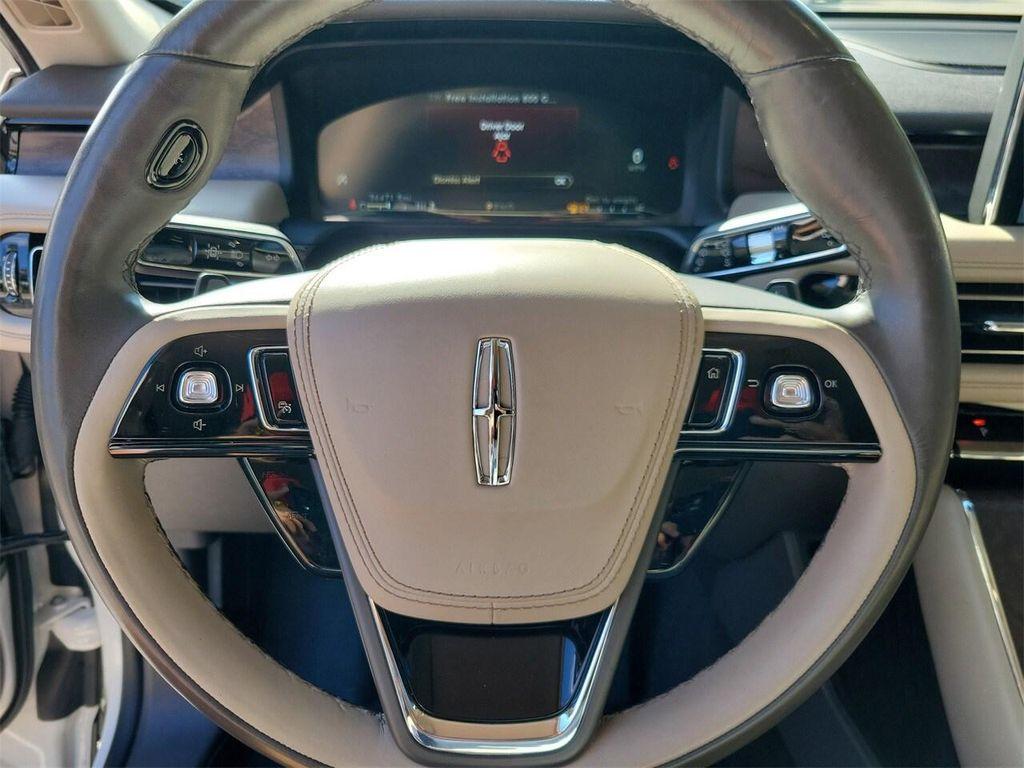 used 2022 Lincoln Aviator car, priced at $41,395