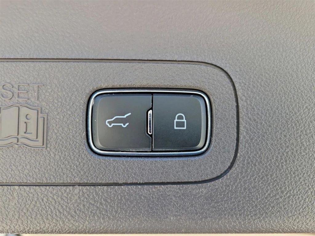 used 2022 Lincoln Aviator car, priced at $41,395