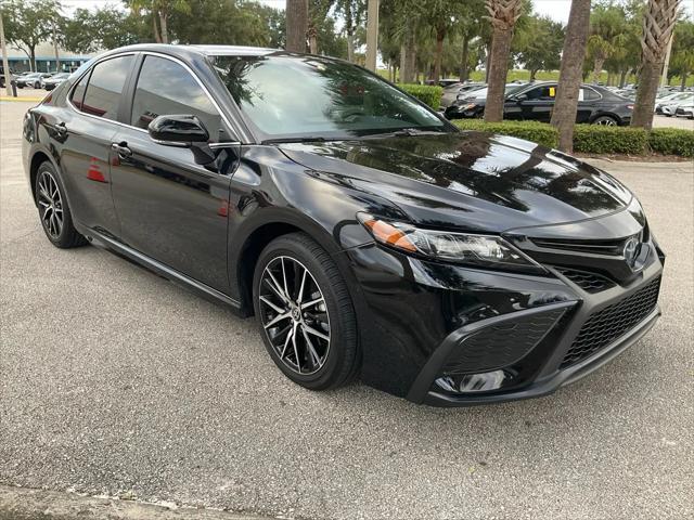 used 2024 Toyota Camry Hybrid car, priced at $28,595