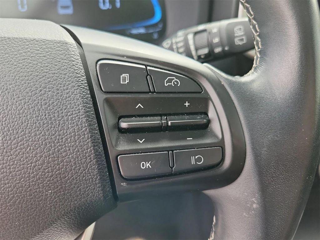used 2024 Hyundai Venue car, priced at $16,395