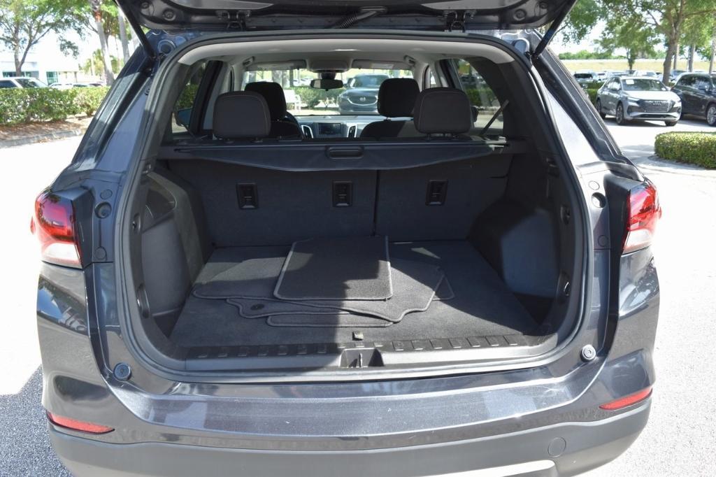 used 2022 Chevrolet Equinox car, priced at $19,907