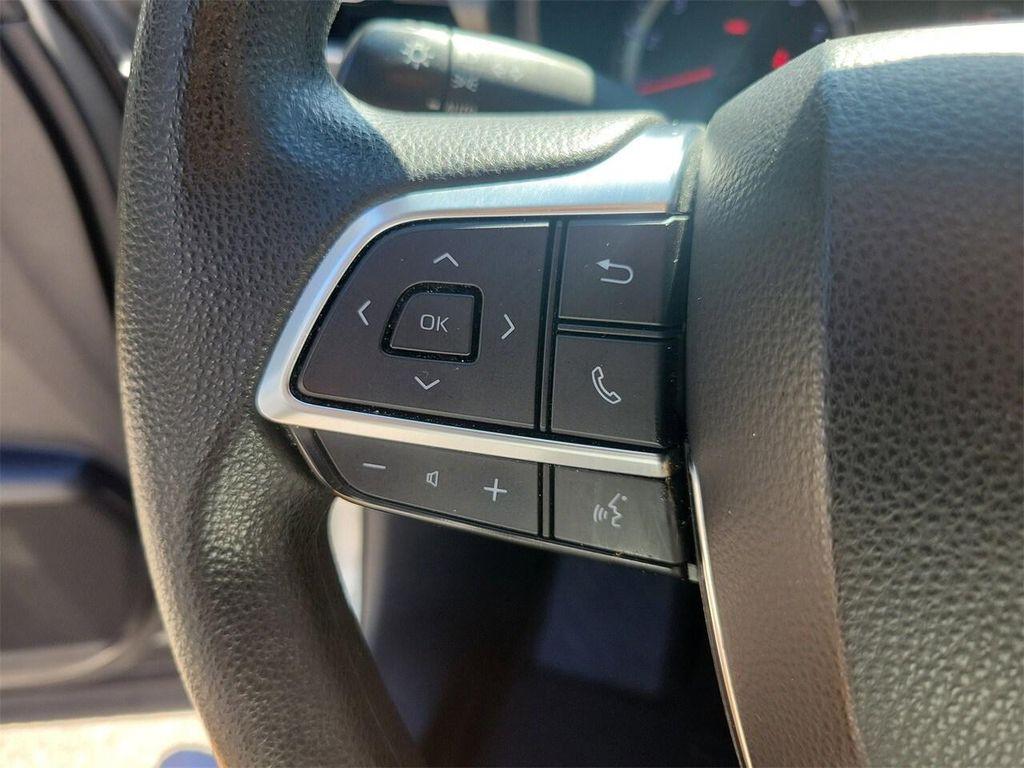 used 2021 Toyota Highlander car, priced at $22,595