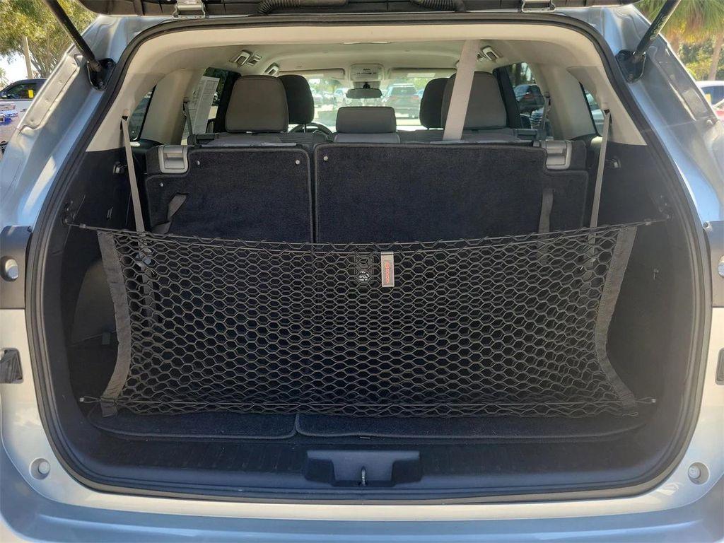 used 2021 Toyota Highlander car, priced at $22,595
