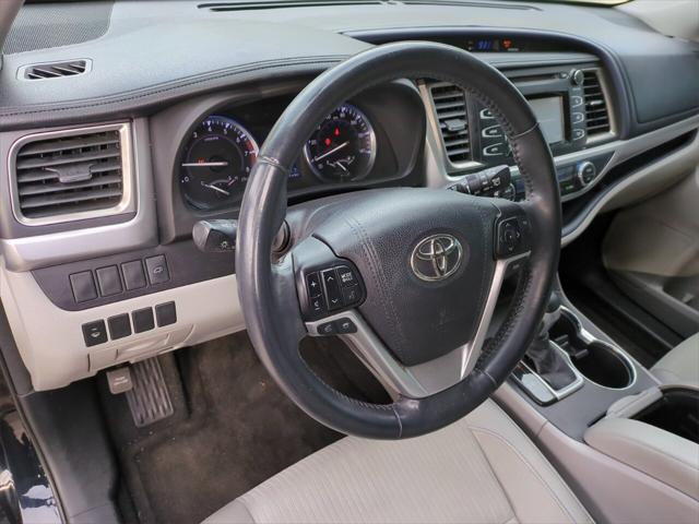 used 2015 Toyota Highlander car, priced at $16,995