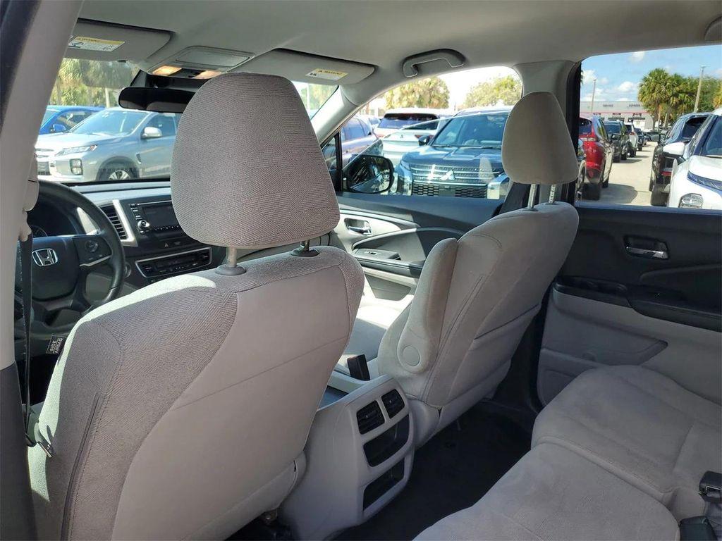 used 2021 Honda Pilot car, priced at $20,195