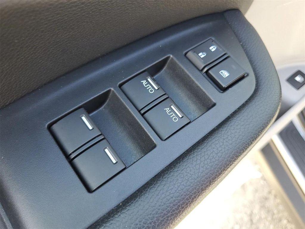 used 2021 Honda Pilot car, priced at $20,195