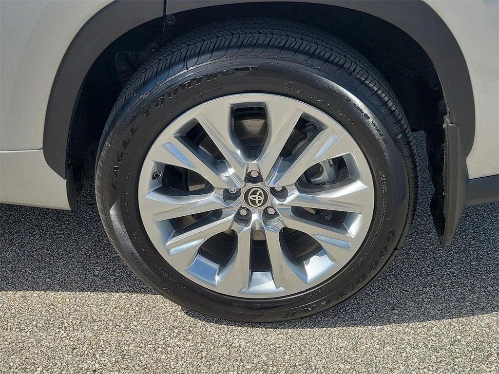 used 2023 Toyota Highlander Hybrid car, priced at $42,195