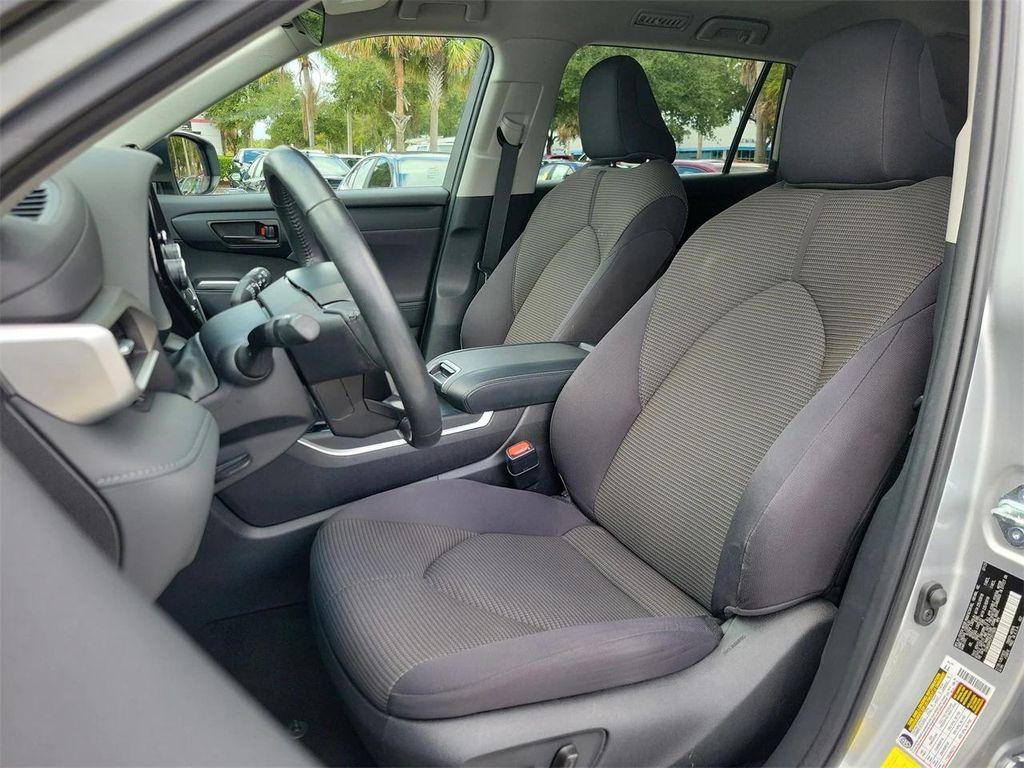 used 2023 Toyota Highlander car, priced at $28,395