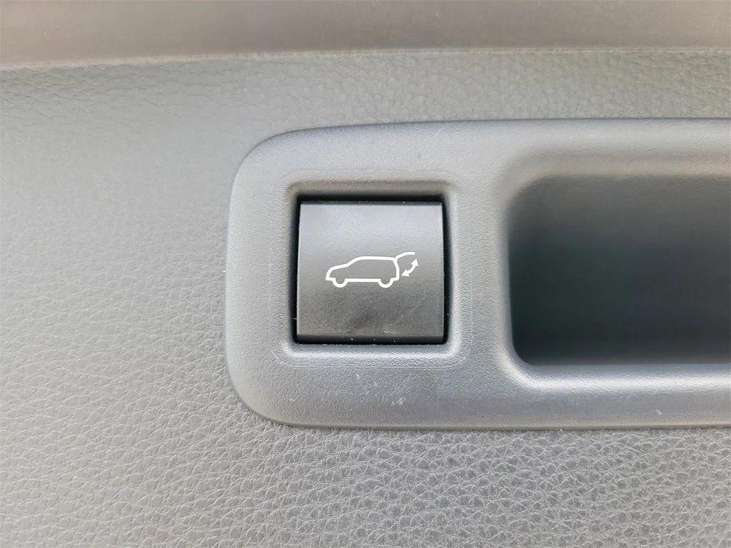 used 2023 Toyota Highlander car, priced at $28,395