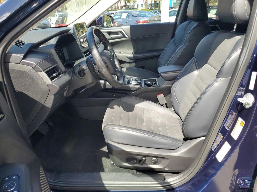 used 2024 Mitsubishi Outlander car, priced at $22,495