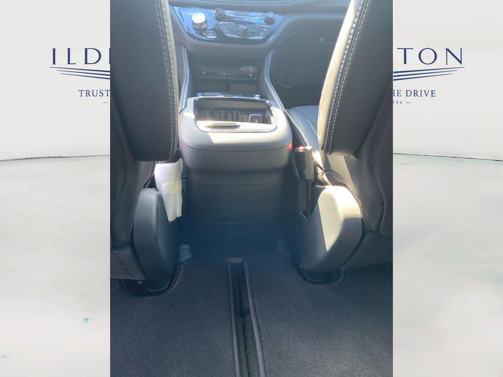 new 2026 Chrysler Pacifica car, priced at $51,570