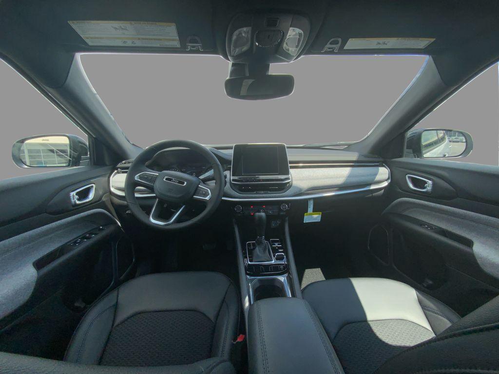 new 2025 Jeep Compass car, priced at $26,499