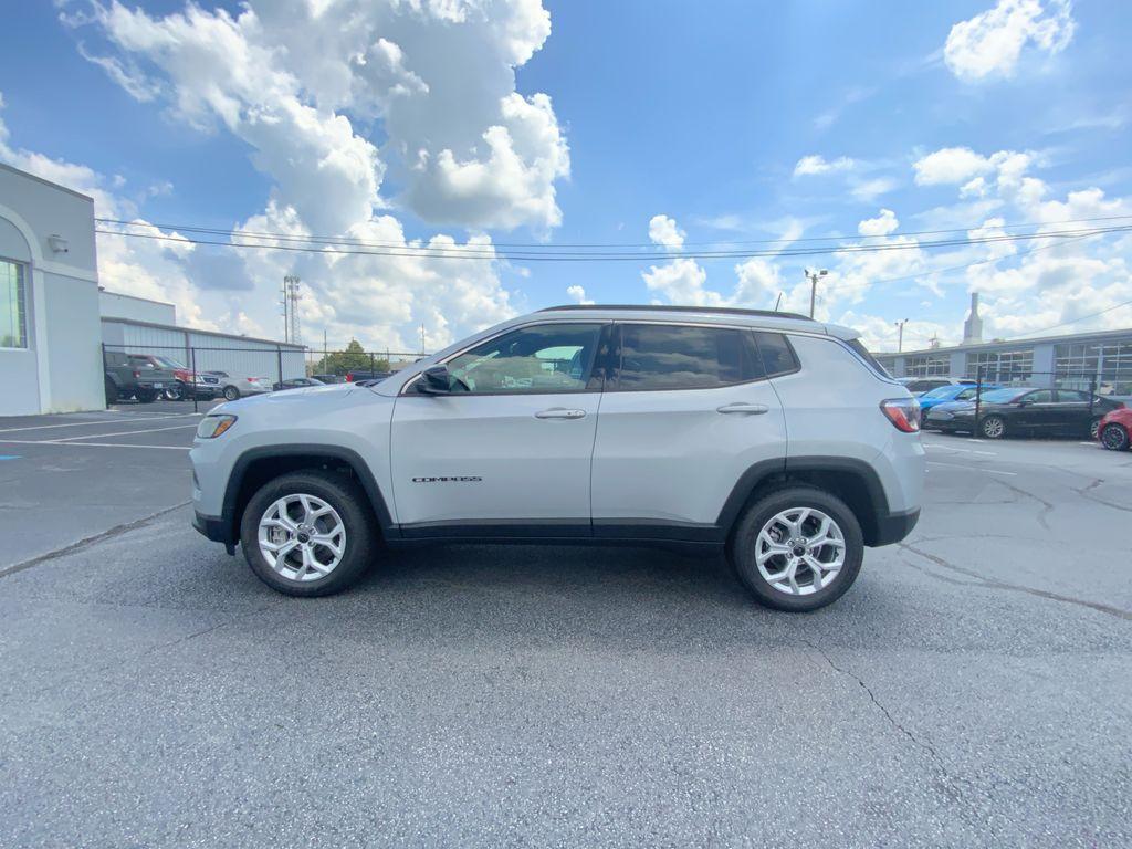 new 2025 Jeep Compass car, priced at $26,499