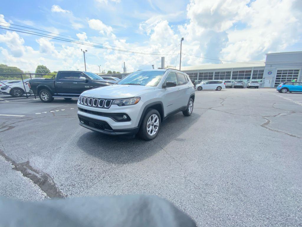 new 2025 Jeep Compass car, priced at $26,499