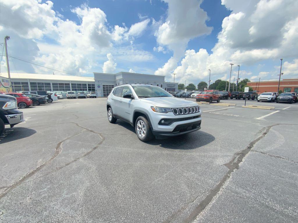 new 2025 Jeep Compass car, priced at $26,499