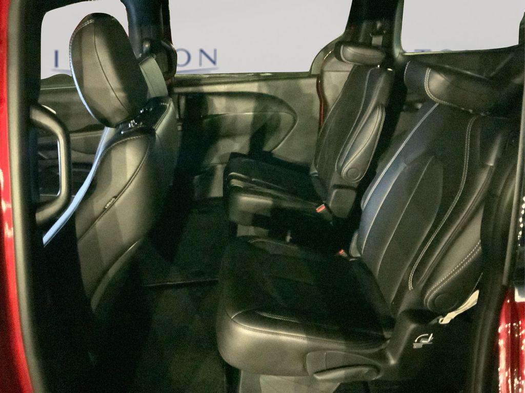 new 2026 Chrysler Pacifica car