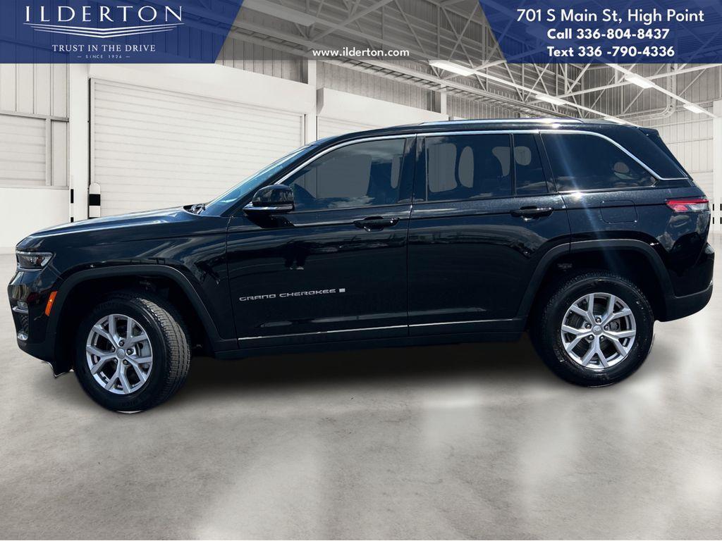 used 2022 Jeep Grand Cherokee car, priced at $30,395