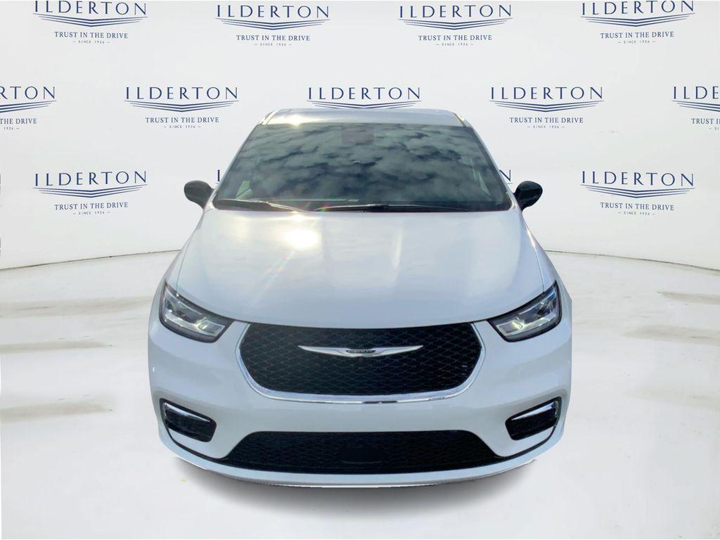 new 2026 Chrysler Pacifica car, priced at $40,145