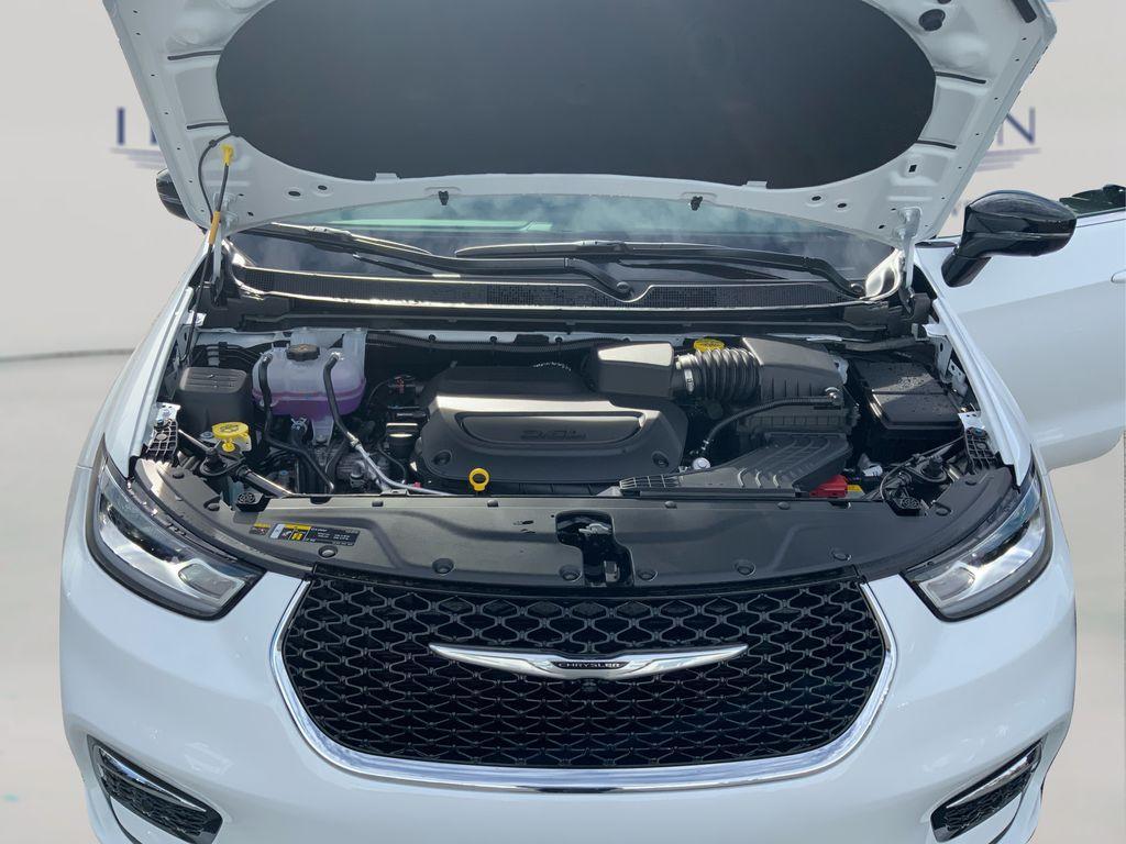 new 2026 Chrysler Pacifica car, priced at $40,145