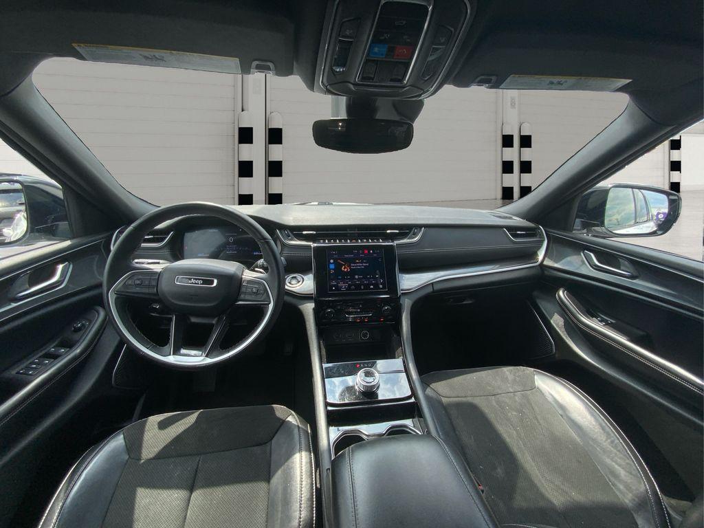 used 2022 Jeep Grand Cherokee car, priced at $31,045