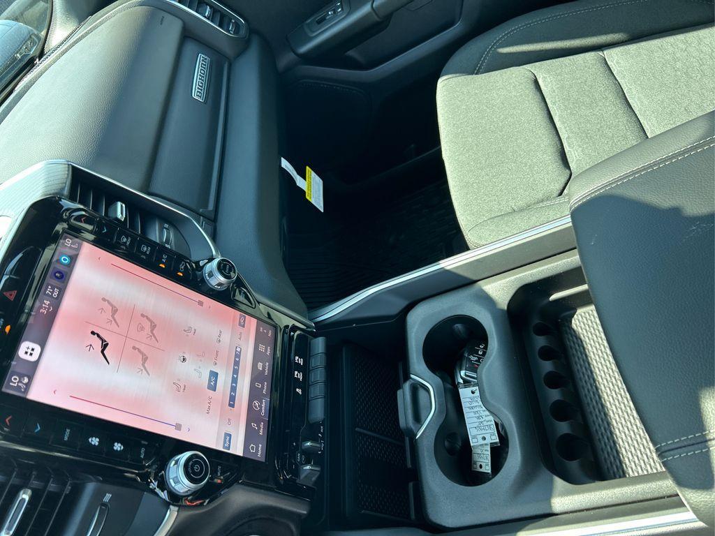 new 2025 Ram 1500 car, priced at $47,999