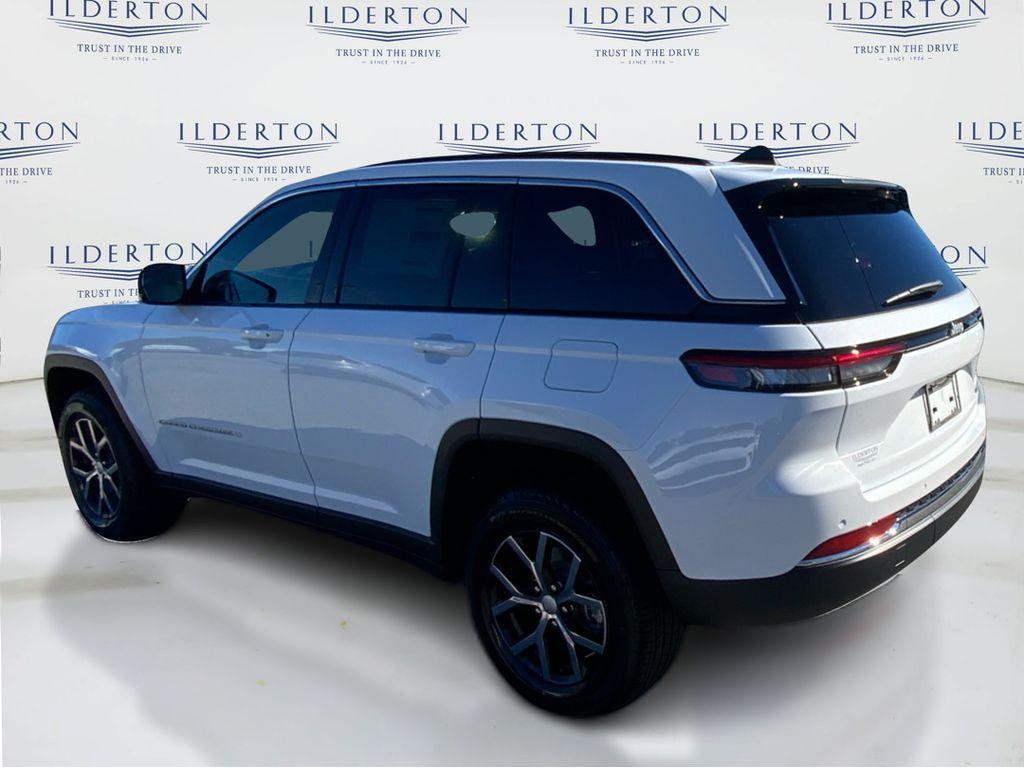 new 2025 Jeep Grand Cherokee car, priced at $40,499