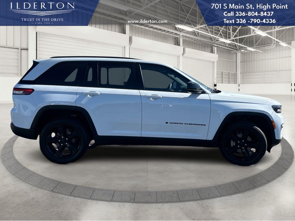 used 2023 Jeep Grand Cherokee car, priced at $28,795